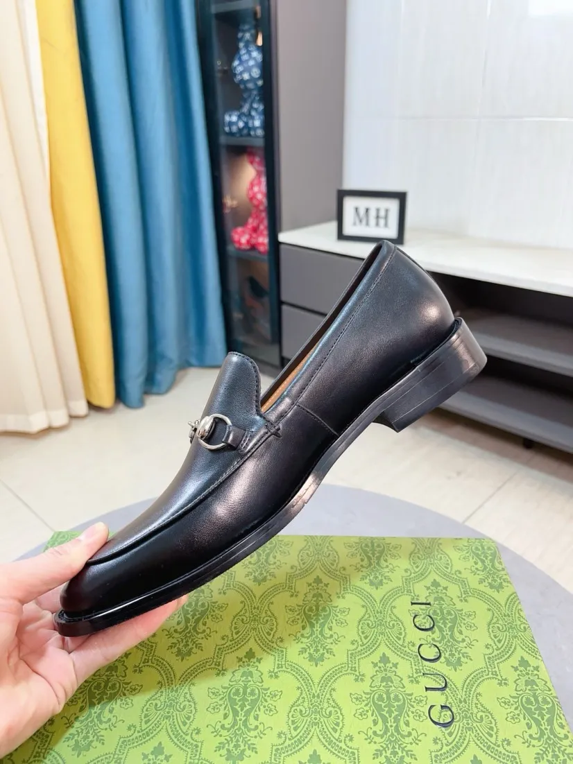 Men's Men's Shoes 💰520🌹🌹【GUCCI】The most popular classic Gucci leather shoes. Synchronized with the official website, the upper is made of Italian first-layer cowhide ➕cowhide lining, with unique brand and unique craftsmanship. Highlighting the hot style of the new year. Stop hesitating, stop wandering, get it now. Number: 38--44
